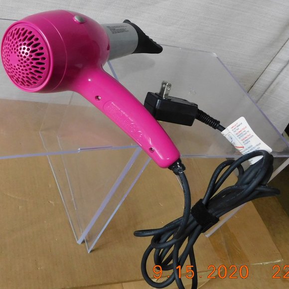 CHI CHI Ulta Pink Pro Low EMF Ceramic Hair Dryer - Picture 6 of 13